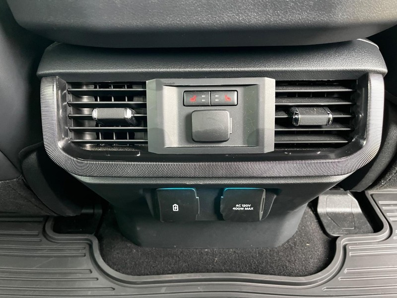 Ford F-150 Vehicle Image 10