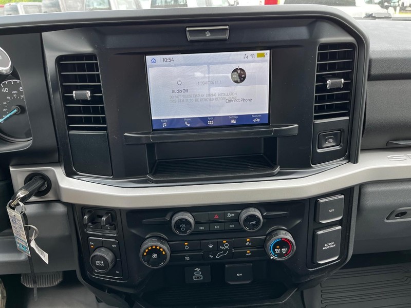 Ford Super Duty F-350 SRW Vehicle Image 14