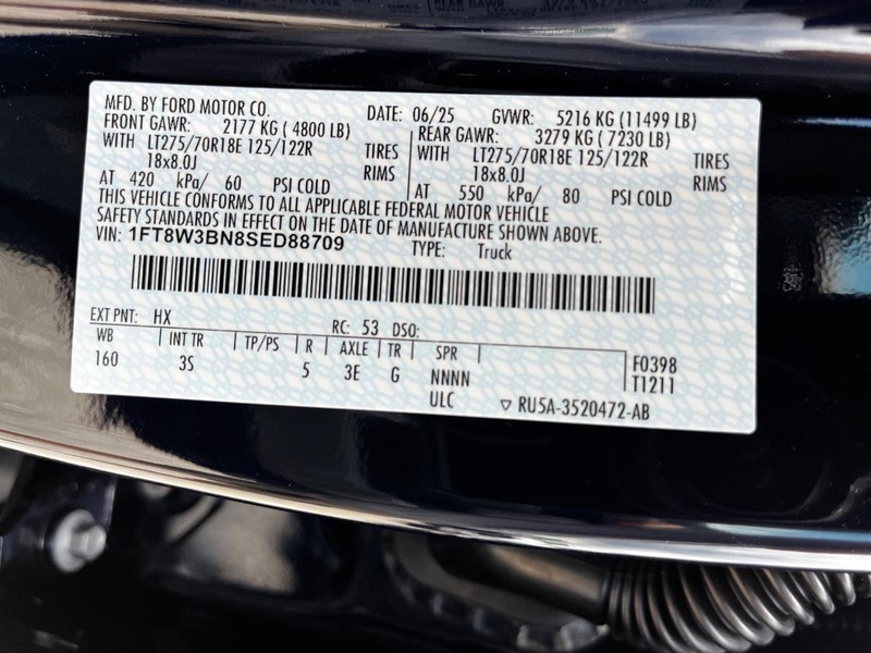 Ford Super Duty F-350 SRW Vehicle Image 16
