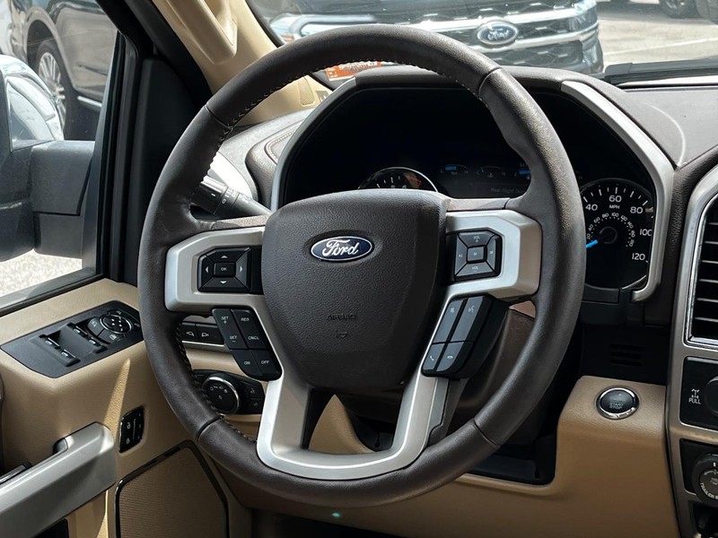 Ford F-150 Vehicle Image 14