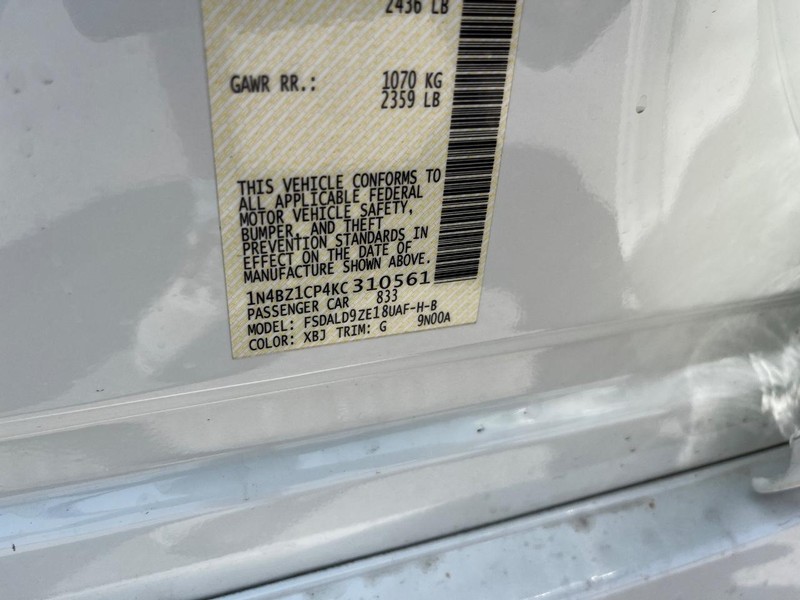 Nissan LEAF Vehicle Image 22