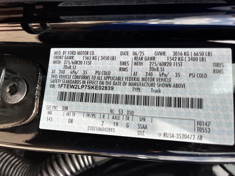 Ford F-150 Vehicle Image 16