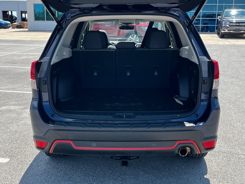 Subaru Forester Vehicle Image 05