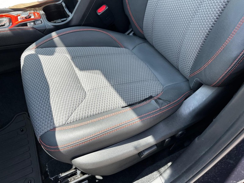 Subaru Forester Vehicle Image 16