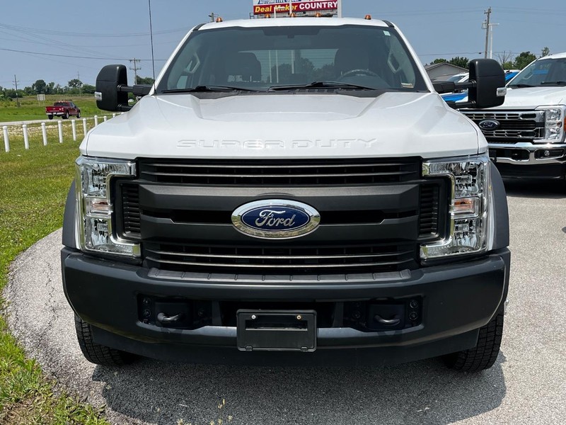 Ford Super Duty F-450 DRW Vehicle Image 08
