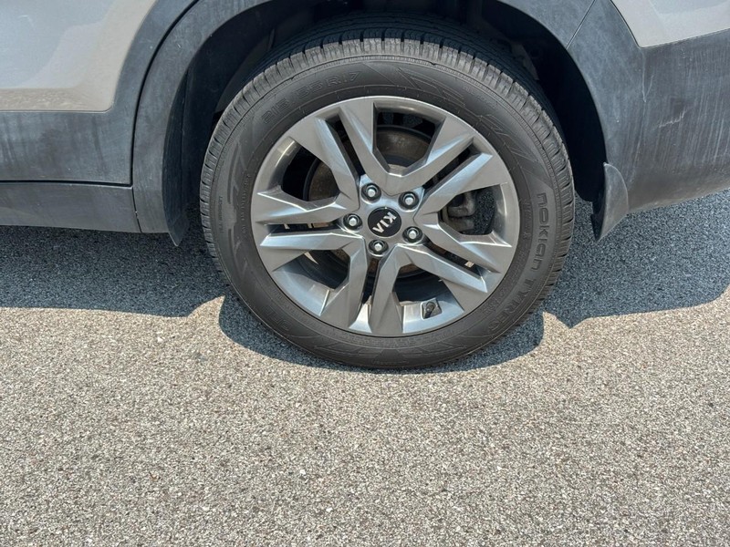 Kia Seltos Vehicle Image 07