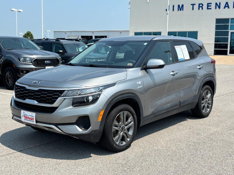 Kia Seltos Vehicle Image 08