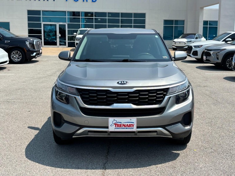 Kia Seltos Vehicle Image 09