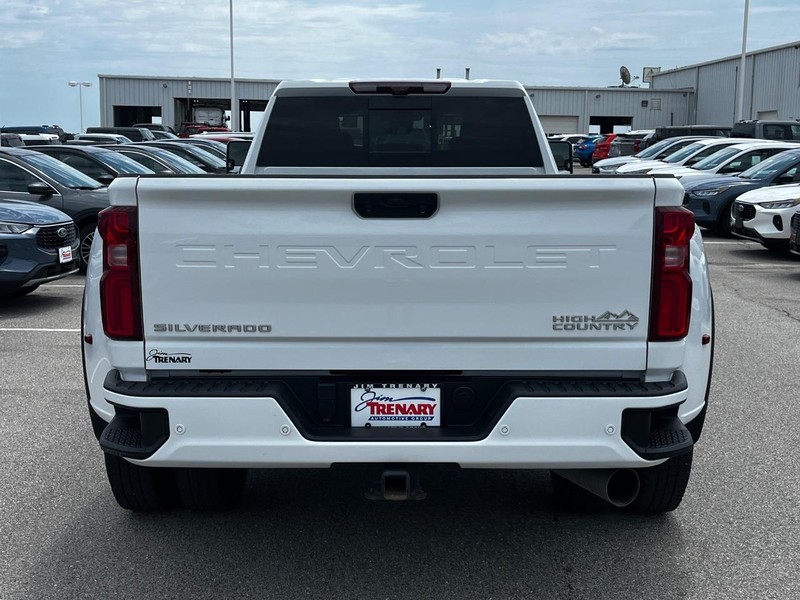 Chevrolet Silverado 3500HD Vehicle Image 04
