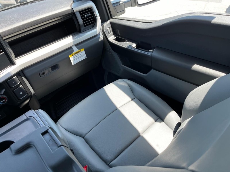 Ford Super Duty F-250 SRW Vehicle Image 07