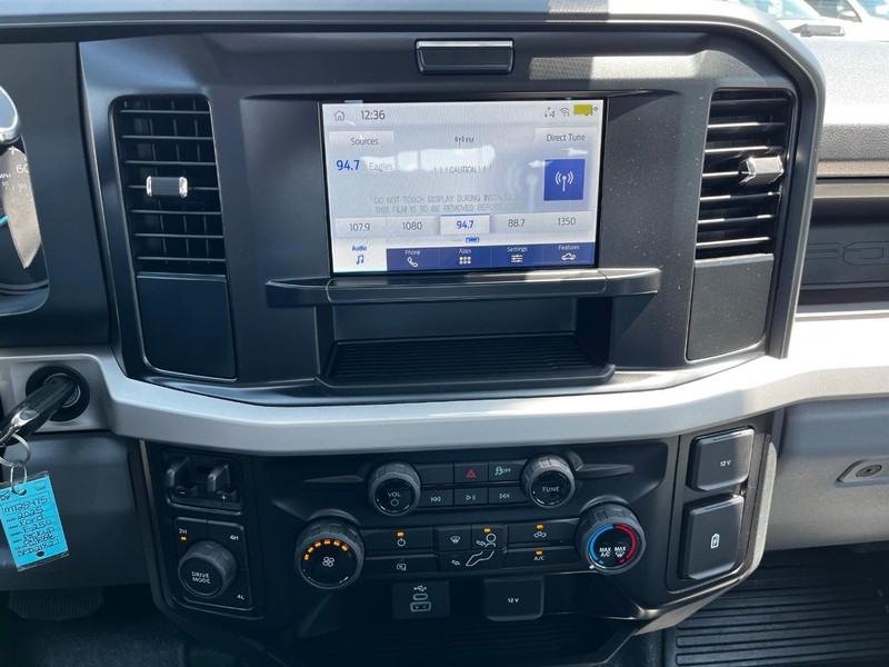 Ford Super Duty F-250 SRW Vehicle Image 14