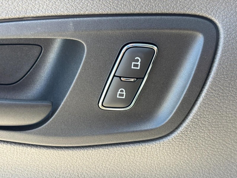 Ford E-Transit Cargo Van Vehicle Image 14
