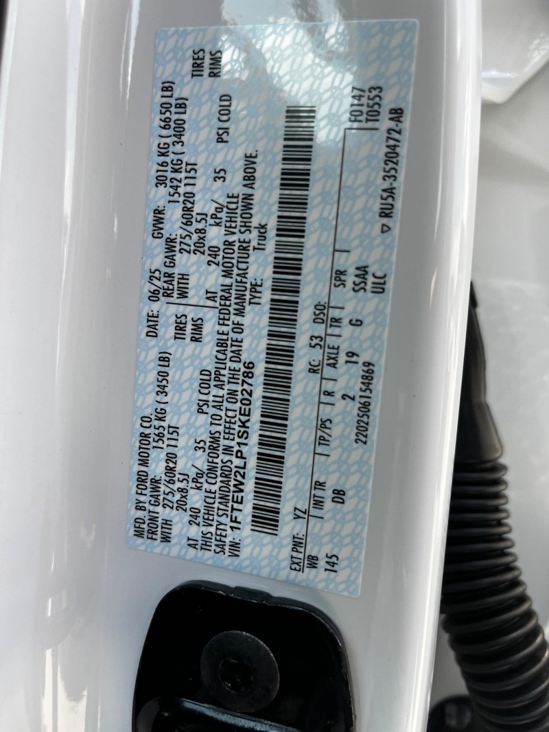 Ford F-150 Vehicle Image 15