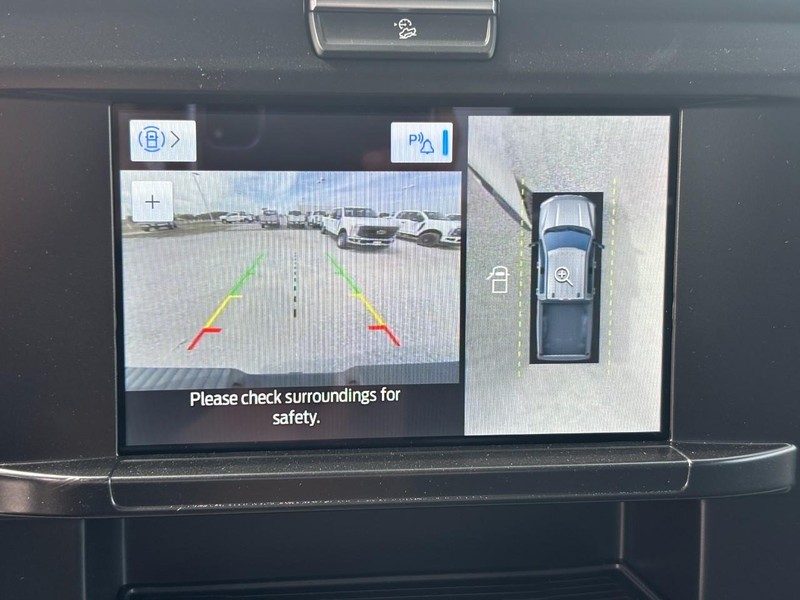 Ford Super Duty F-350 SRW Vehicle Image 17