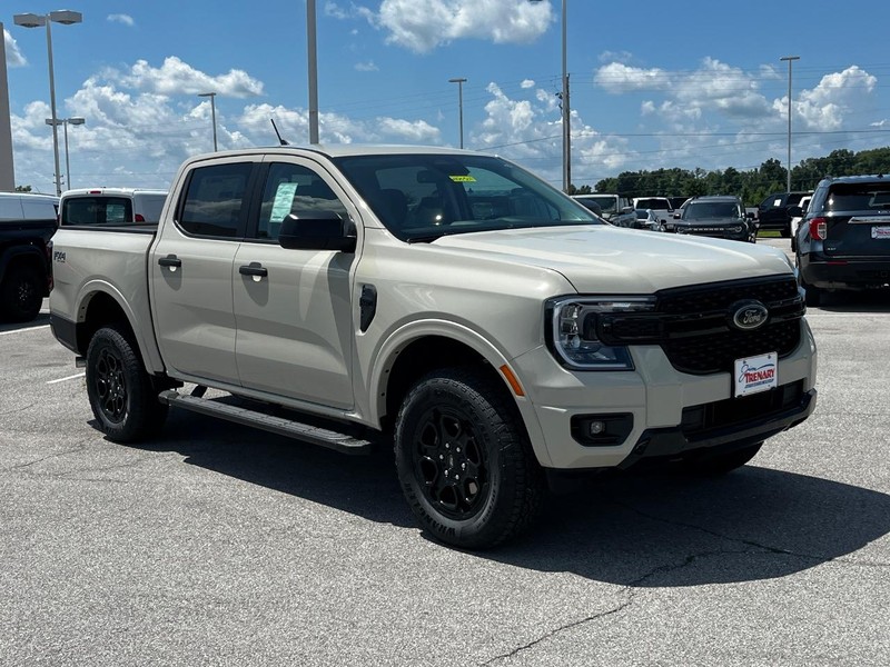 Ford Ranger Vehicle Image 02
