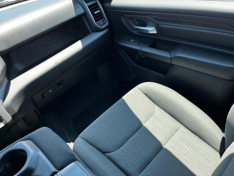 Ram 1500 Vehicle Image 13