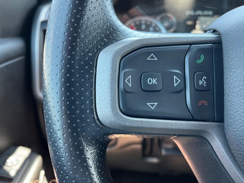 Ram 1500 Vehicle Image 16
