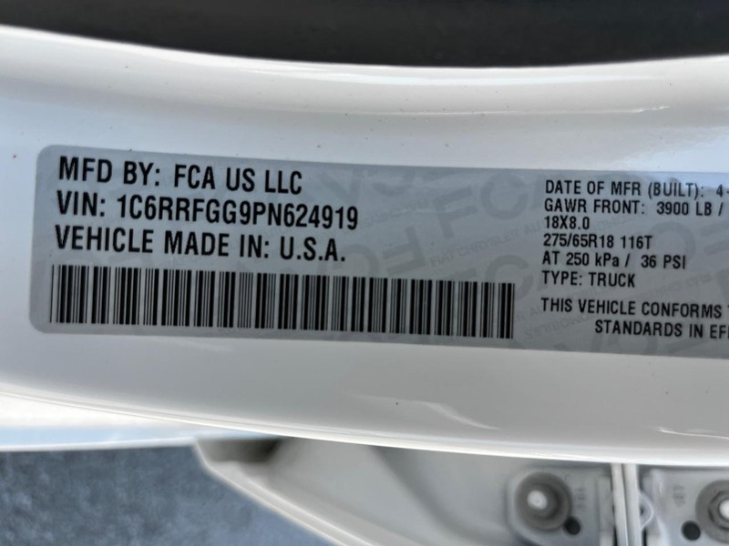 Ram 1500 Vehicle Image 21
