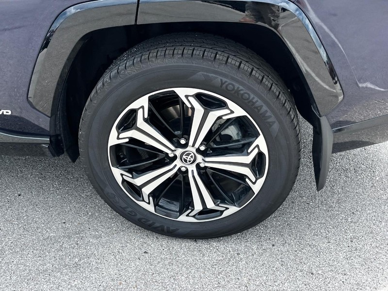 Toyota RAV4 Prime Vehicle Image 07