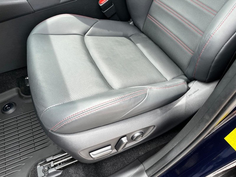 Toyota RAV4 Prime Vehicle Image 16