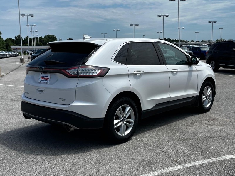 Ford Edge Vehicle Image 03