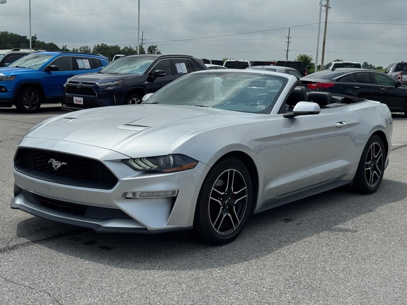 Ford Mustang Vehicle Image 07