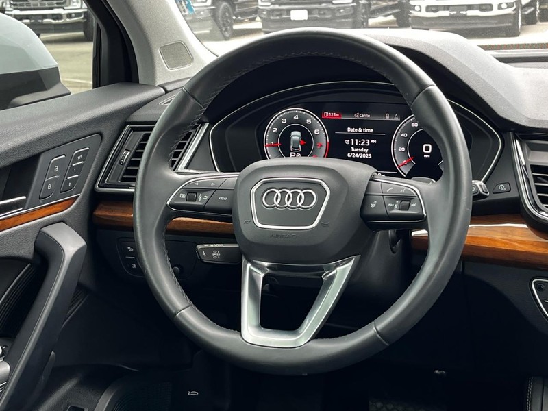 Audi Q5 Vehicle Image 14
