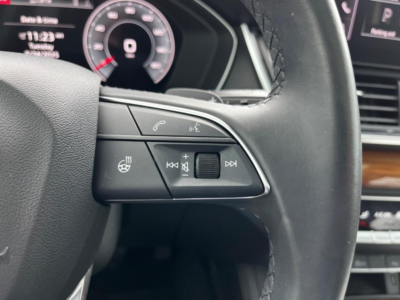 Audi Q5 Vehicle Image 21
