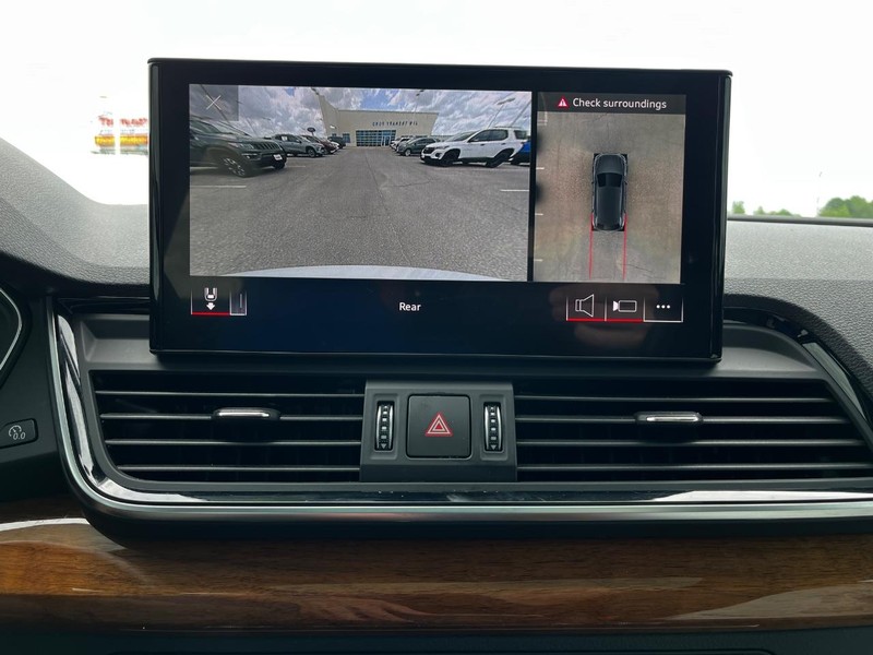 Audi Q5 Vehicle Image 26