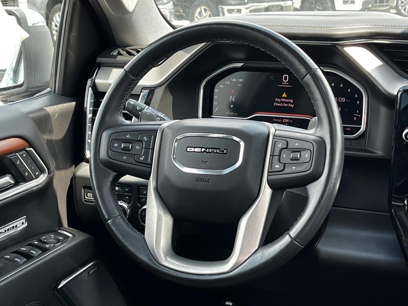 GMC Sierra 1500 Vehicle Image 08