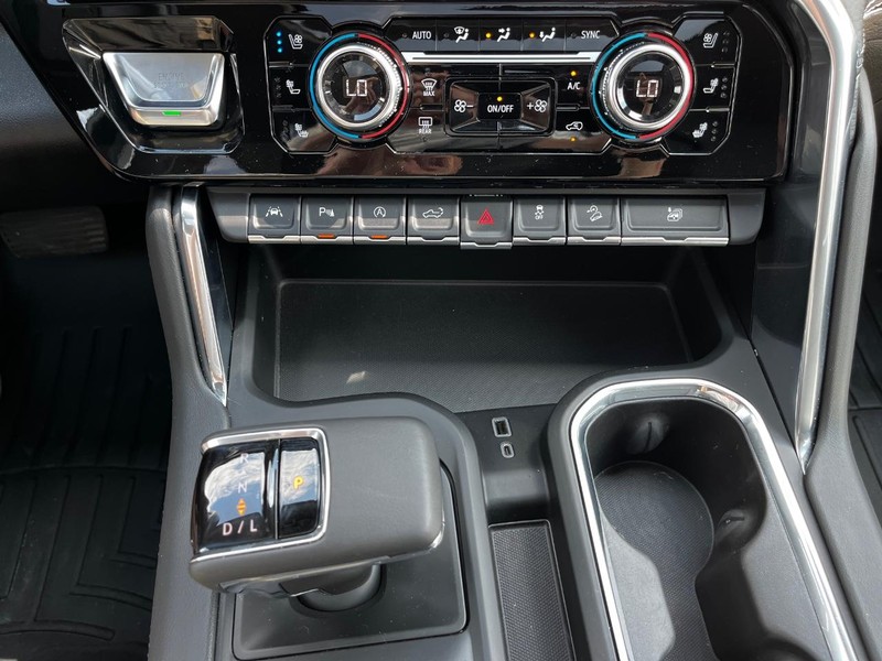 GMC Sierra 1500 Vehicle Image 16