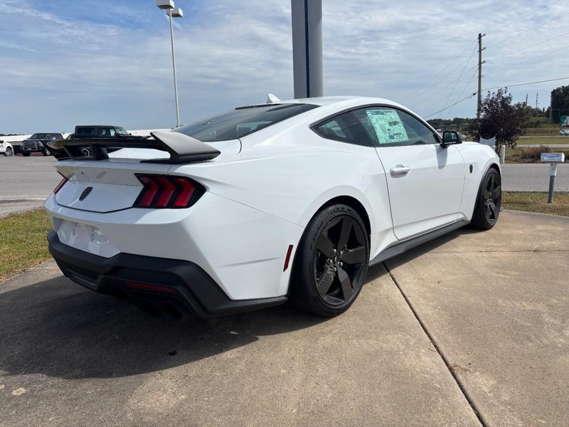 Ford Mustang Vehicle Image 03