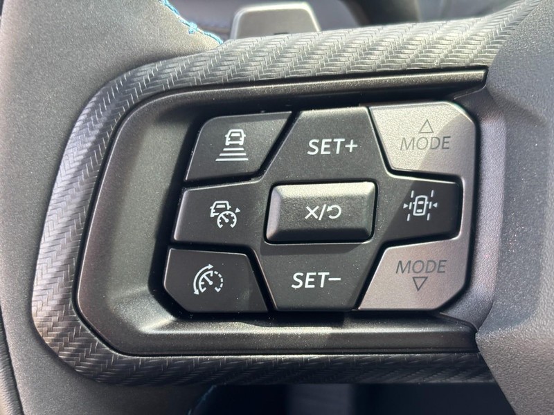 Ford Mustang Vehicle Image 08