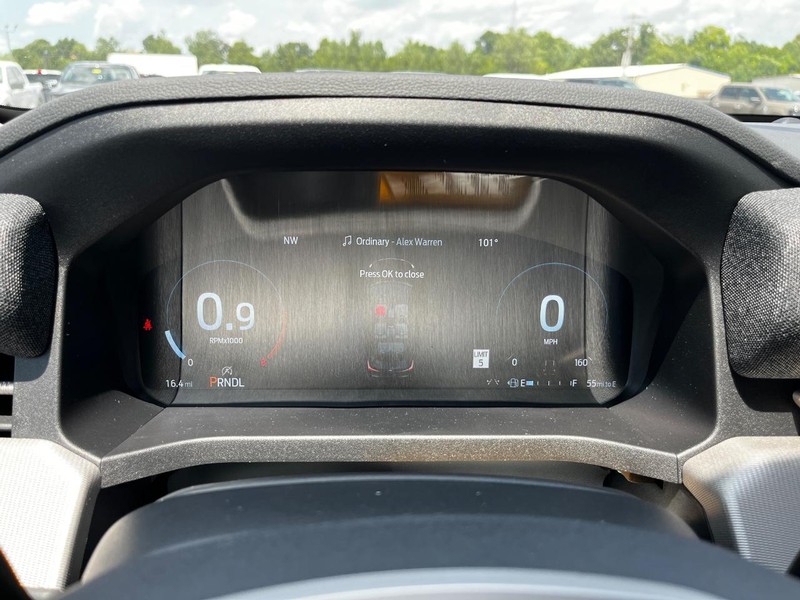 Ford Explorer Vehicle Image 13