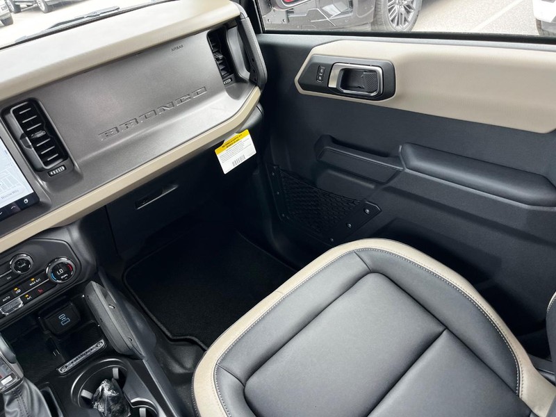 Ford Bronco Vehicle Image 07