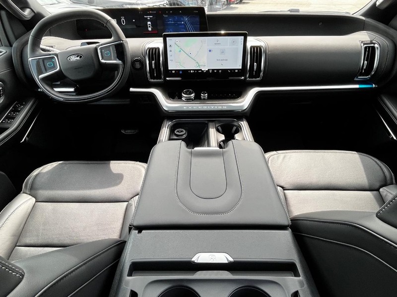 Ford Expedition Max Vehicle Image 08