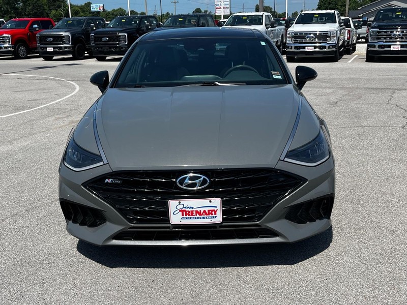 Hyundai Sonata Vehicle Image 08