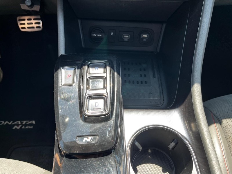 Hyundai Sonata Vehicle Image 19