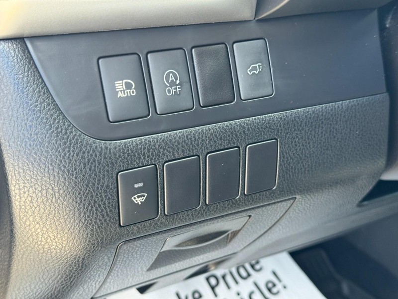 Toyota Highlander Vehicle Image 18
