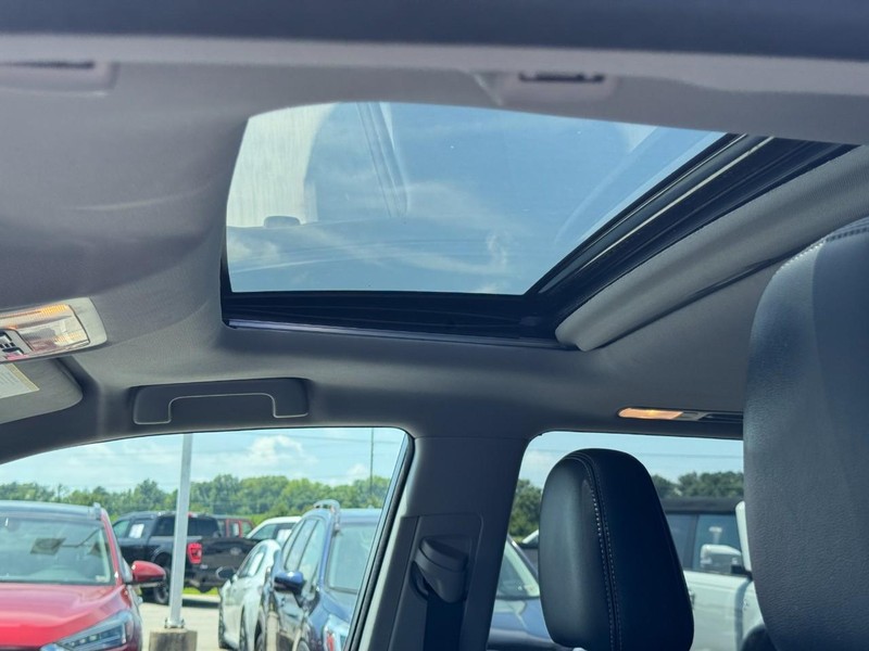 Toyota Highlander Vehicle Image 27