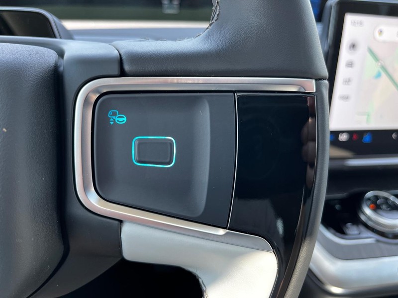 Ford Expedition Vehicle Image 14
