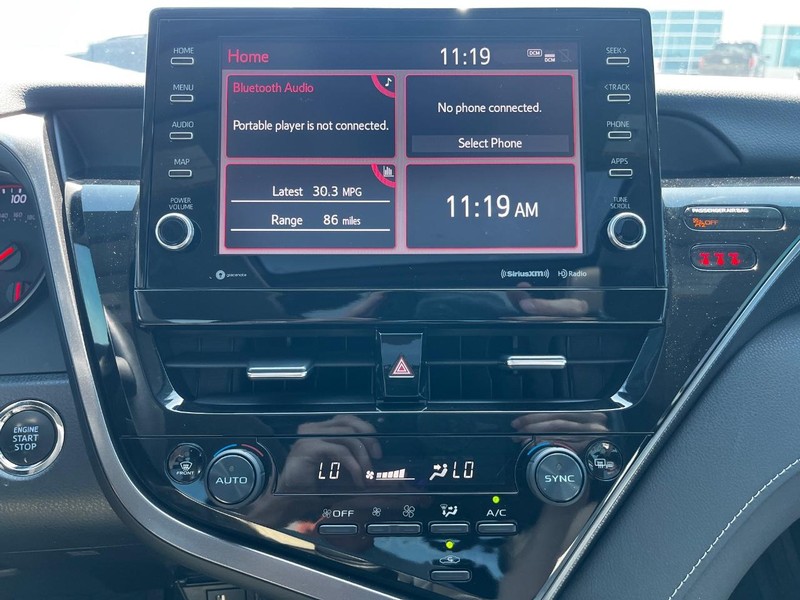 Toyota Camry Vehicle Image 21