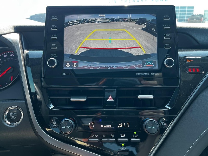Toyota Camry Vehicle Image 22