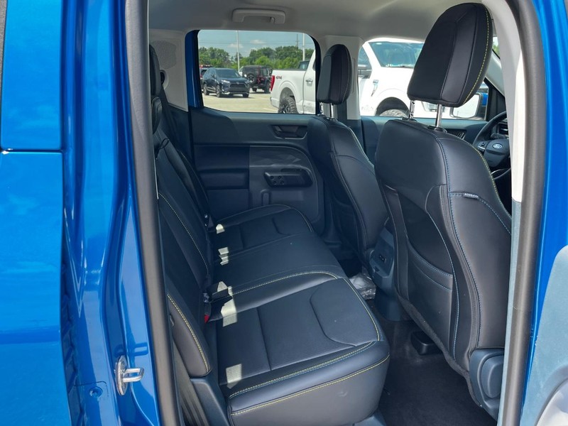 Ford Maverick Vehicle Image 04