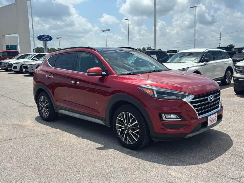 Hyundai Tucson Vehicle Image 02
