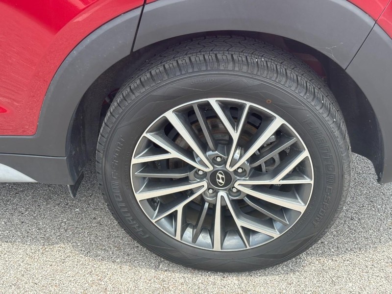 Hyundai Tucson Vehicle Image 07
