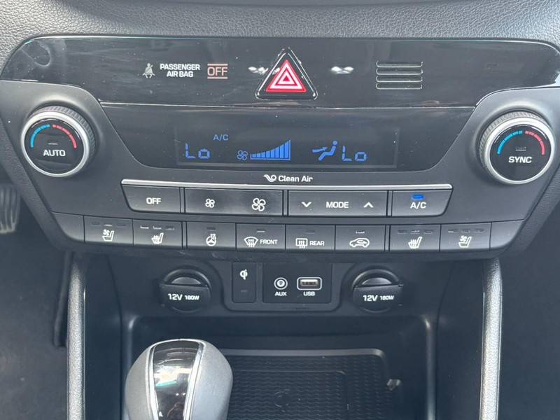 Hyundai Tucson Vehicle Image 14
