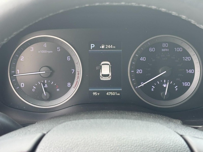 Hyundai Tucson Vehicle Image 19