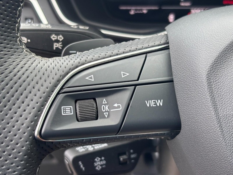 Audi S5 Sportback Vehicle Image 17