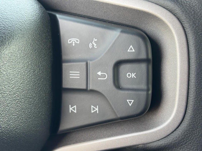 Ford Bronco Vehicle Full-screen Gallery Image 13